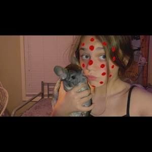 Meet your Posher, Lyla